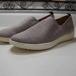 Life Stride, greige slip on shoe